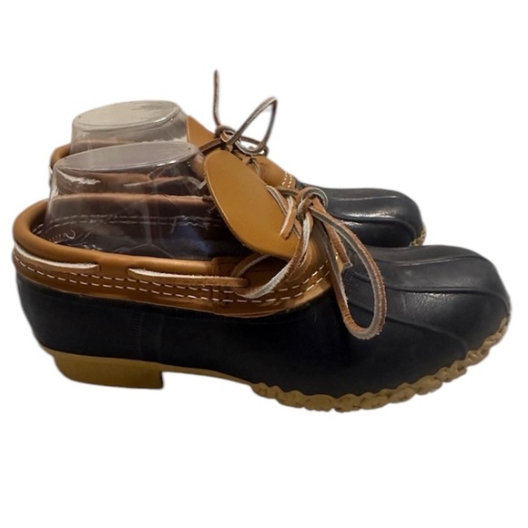 L.L. Bean Women’s Bean Boots Waterproof Made In USA Size 7M Rubber Moccasin - Picture 1 of 9